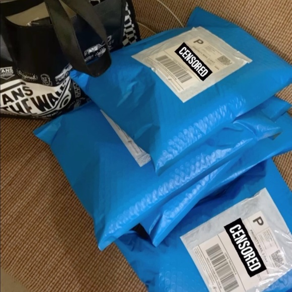 I CUSTOMIZE Clothes !!!🤍 - Picture 5 of 5